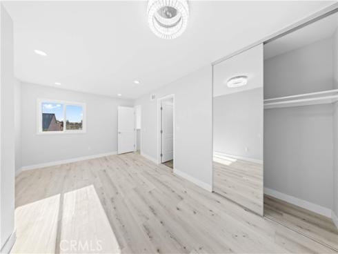 39 Cape Cod , Irvine, CA