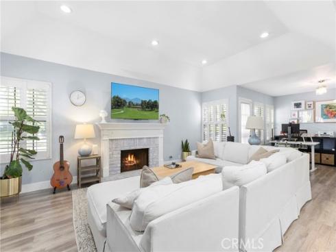 7  Onyx  , Irvine, CA