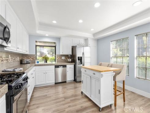 7  Onyx  , Irvine, CA