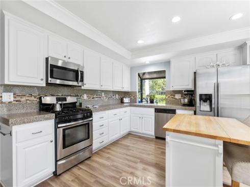 7  Onyx  , Irvine, CA