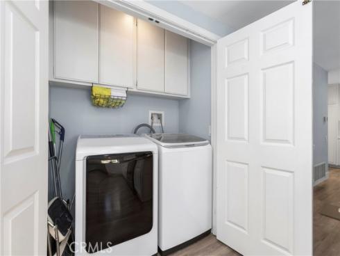 7  Onyx  , Irvine, CA