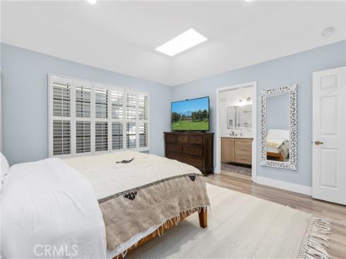 7  Onyx  , Irvine, CA