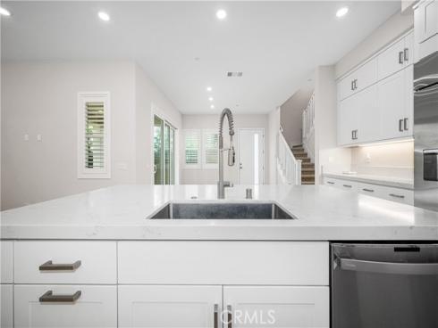 229 Chorus , Irvine, CA