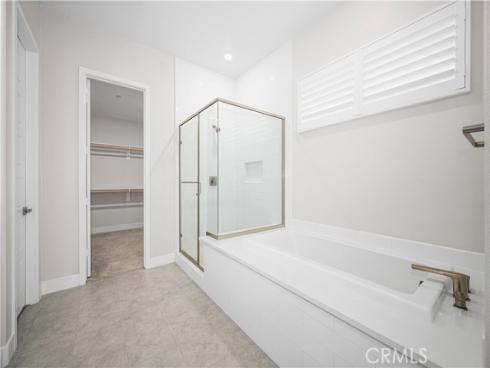 229 Chorus , Irvine, CA