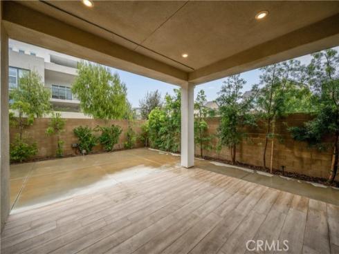 229 Chorus , Irvine, CA