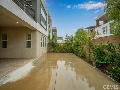 229 Chorus , Irvine, CA