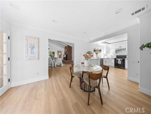 12  Oakdale  , Irvine, CA