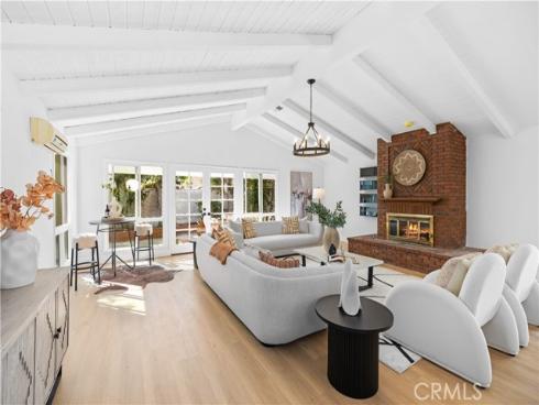 12  Oakdale  , Irvine, CA