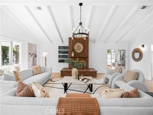 12  Oakdale  , Irvine, CA