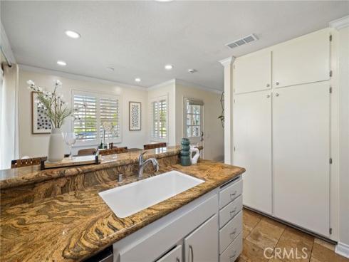 77  Greenbough  155 , Irvine, CA