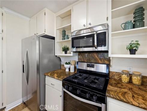 77  Greenbough  155 , Irvine, CA