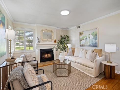 77  Greenbough  155 , Irvine, CA