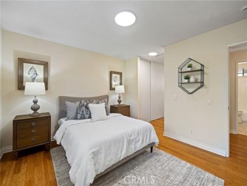 77  Greenbough  155 , Irvine, CA