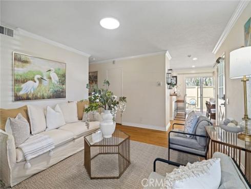 77  Greenbough  155 , Irvine, CA