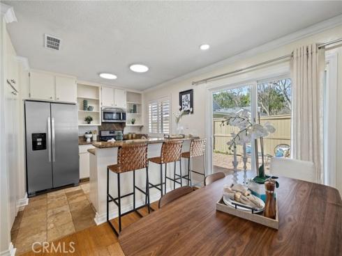 77  Greenbough  155 , Irvine, CA