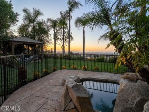 7  Sunpeak  , Irvine, CA