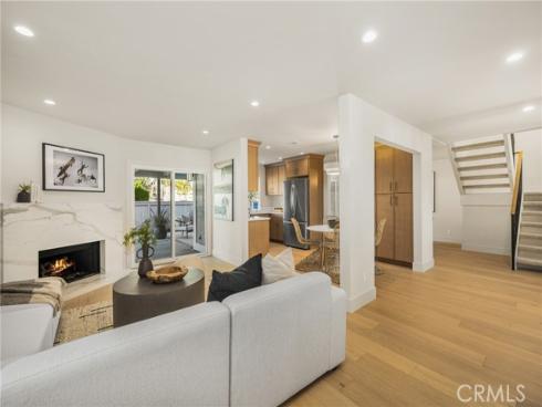 11  Thunder  6  Trail, Irvine, CA