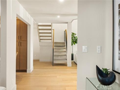 11  Thunder  6  Trail, Irvine, CA