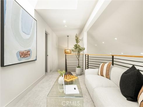 11  Thunder  6  Trail, Irvine, CA