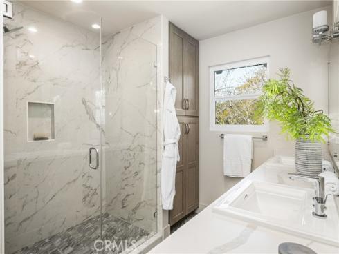 11  Thunder  6  Trail, Irvine, CA