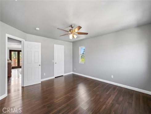 74  Linhaven  , Irvine, CA