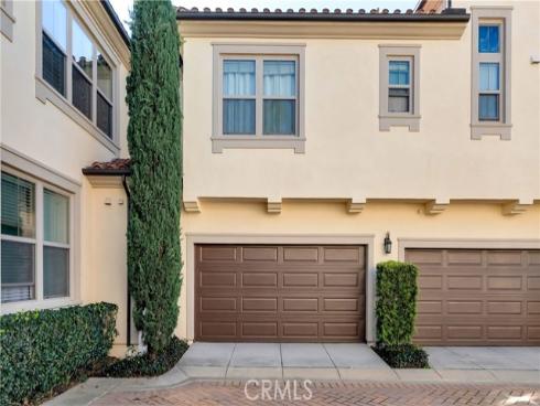 17  City Stroll  , Irvine, CA