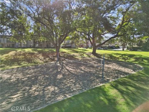 18  Brookdale  , Irvine, CA