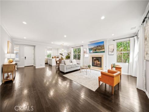 21 Fanpalm , Irvine, CA