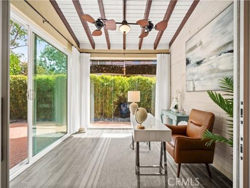 21 Fanpalm , Irvine, CA