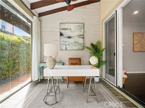 21 Fanpalm , Irvine, CA