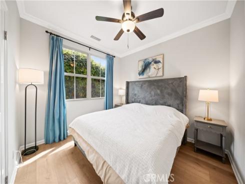 21 Fanpalm , Irvine, CA