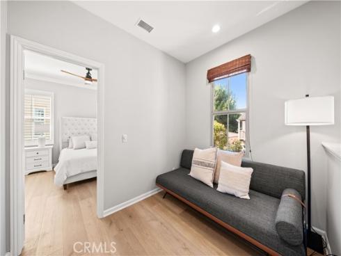 21 Fanpalm , Irvine, CA