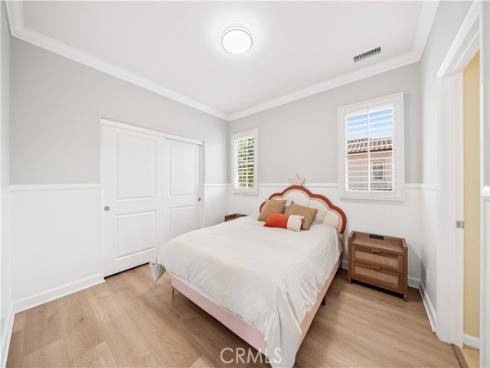 21 Fanpalm , Irvine, CA