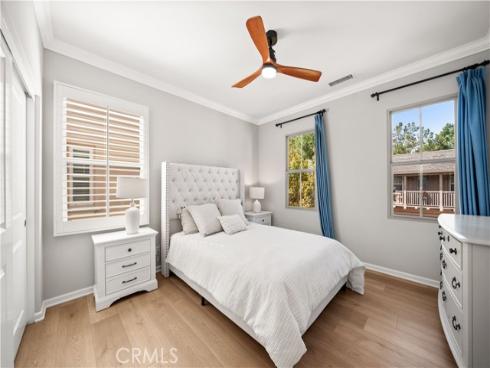 21 Fanpalm , Irvine, CA