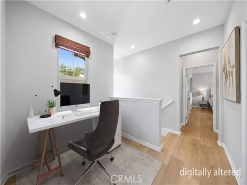 21 Fanpalm , Irvine, CA