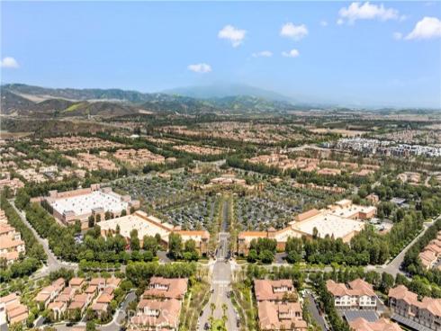 21 Fanpalm , Irvine, CA