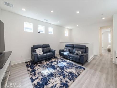 100 Draw , Irvine, CA