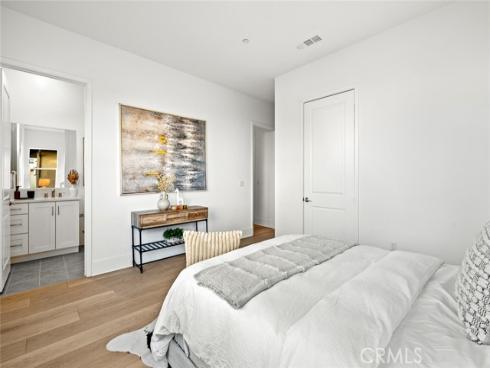 209  Junco  , Irvine, CA