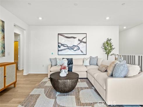 209  Junco  , Irvine, CA