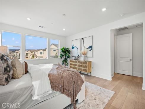 209  Junco  , Irvine, CA