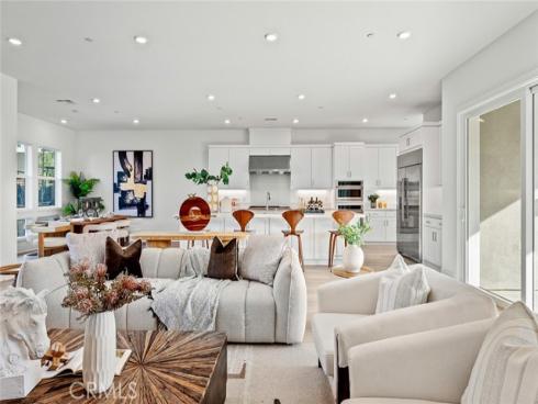 209  Junco  , Irvine, CA