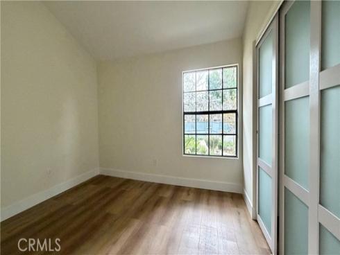 196 Pineview , Irvine, CA