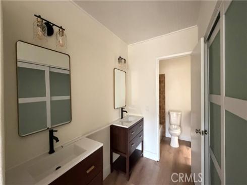 196 Pineview , Irvine, CA