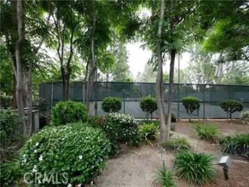 196 Pineview , Irvine, CA