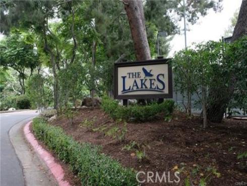 196  Pineview  , Irvine, CA