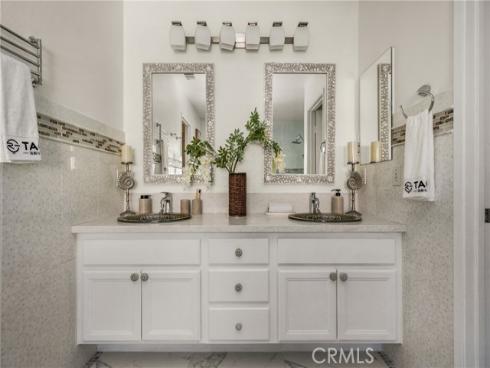 7  Carriage  , Irvine, CA