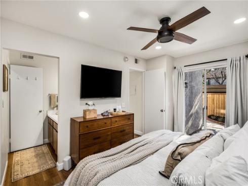 92  Echo  34  Run, Irvine, CA