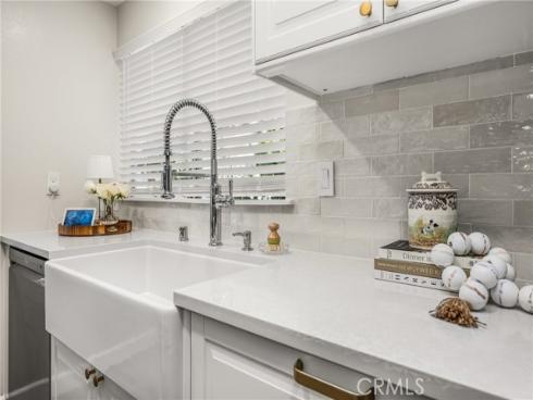 92 Echo Run, Irvine, CA