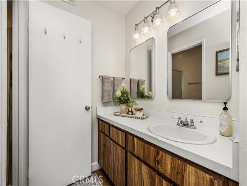 92 Echo Run, Irvine, CA