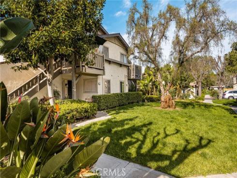 92 Echo Run, Irvine, CA